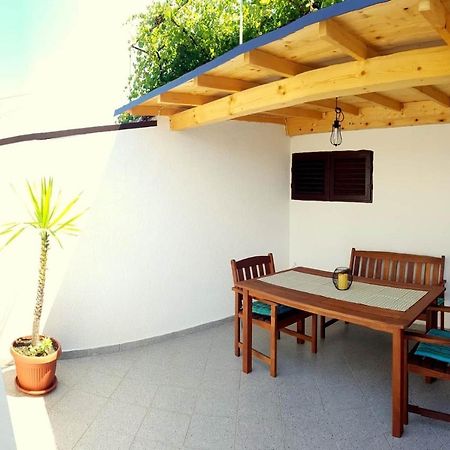 Apartmani Tina Jelsa  Exterior foto