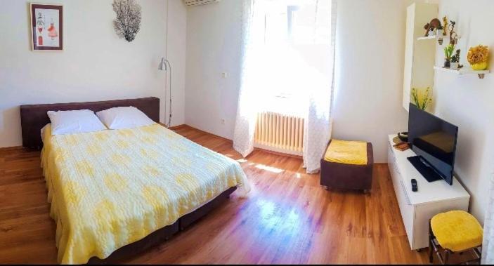 Apartmani Tina Jelsa  Exterior foto