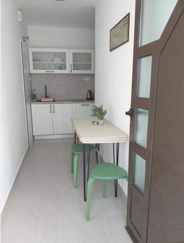 Apartmani Tina Jelsa  Exterior foto